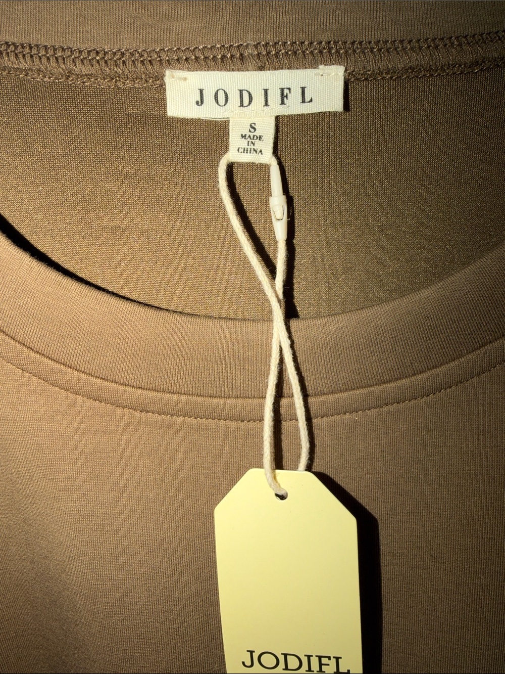 JODIFL Two-Tone Drawstring Waist Short Sleeve mini in Camel and Dark brown.Small - Picture 2 of 6